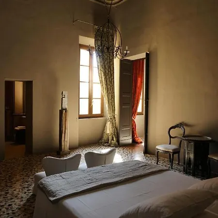 XVIII Century Palazzo Rum i privatbostad Ravenna